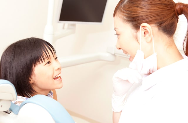 お子さまの将来を考えた治療と歯の健康を保つための予防を重視し、豊かな生涯を。